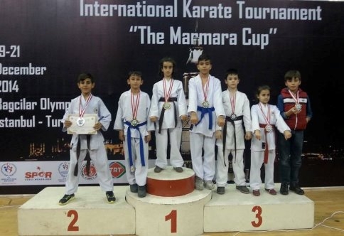 Karatecilerimiz Uluslararası Maçtan 7 Madalya